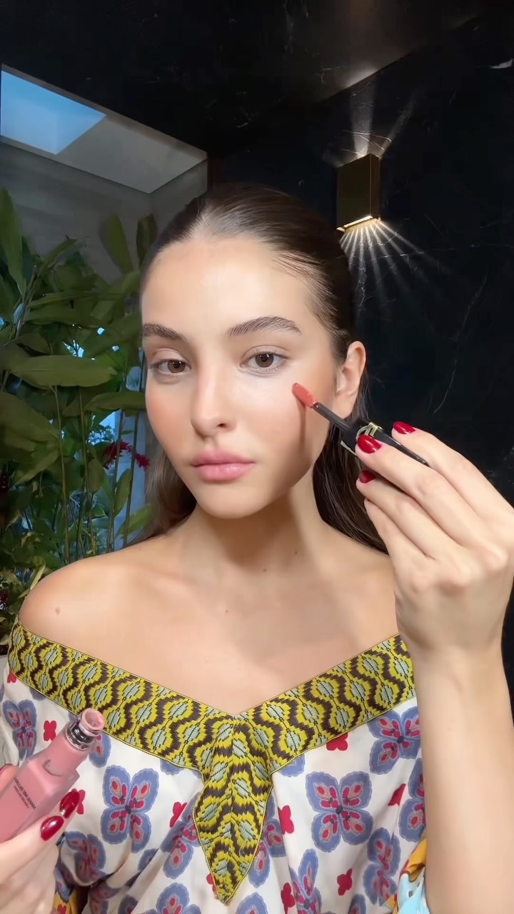 𝐒𝐎𝐏𝐇𝐈𝐀 𝐅𝐄𝐑𝐍𝐀𝐍𝐃𝐄𝐒 𝐀𝐋𝐕𝐄𝐒 beauty routine video thumbnail