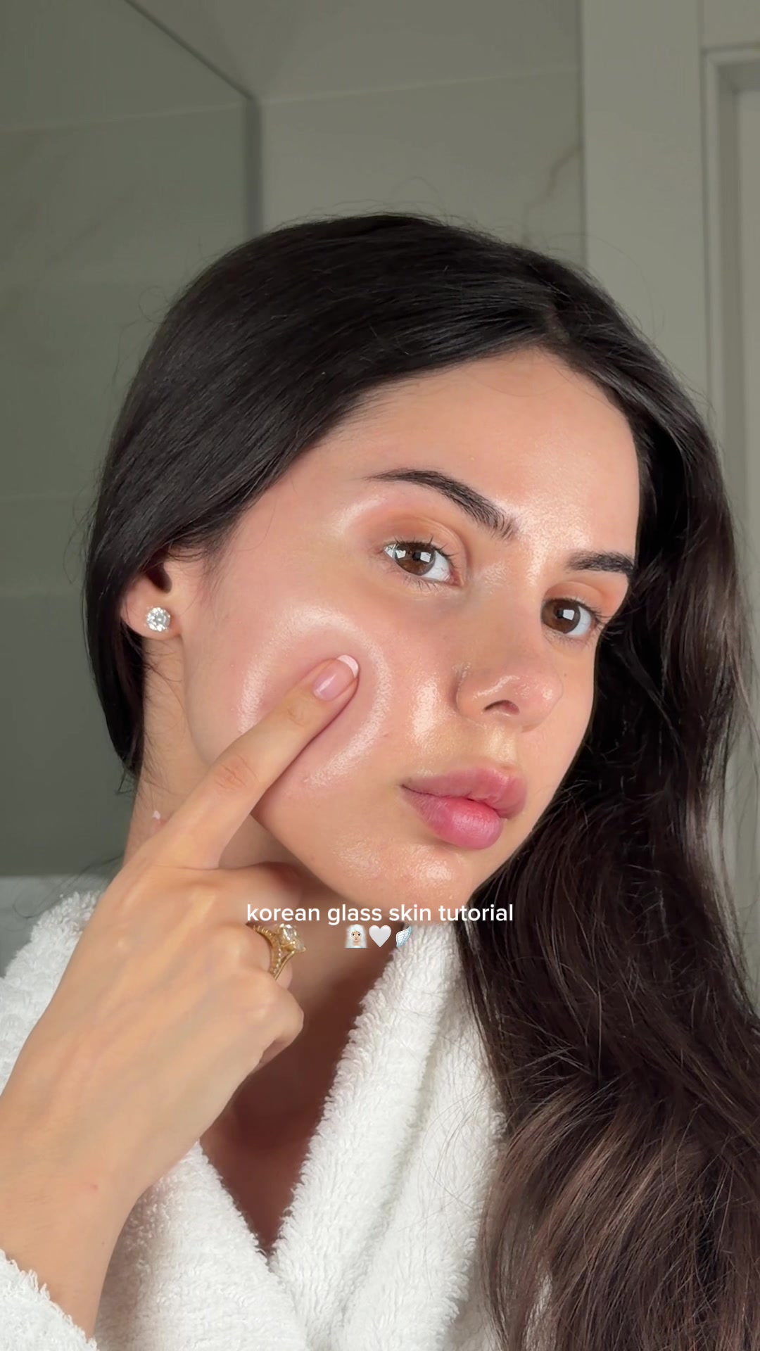 valentina vidartes beauty routine video thumbnail
