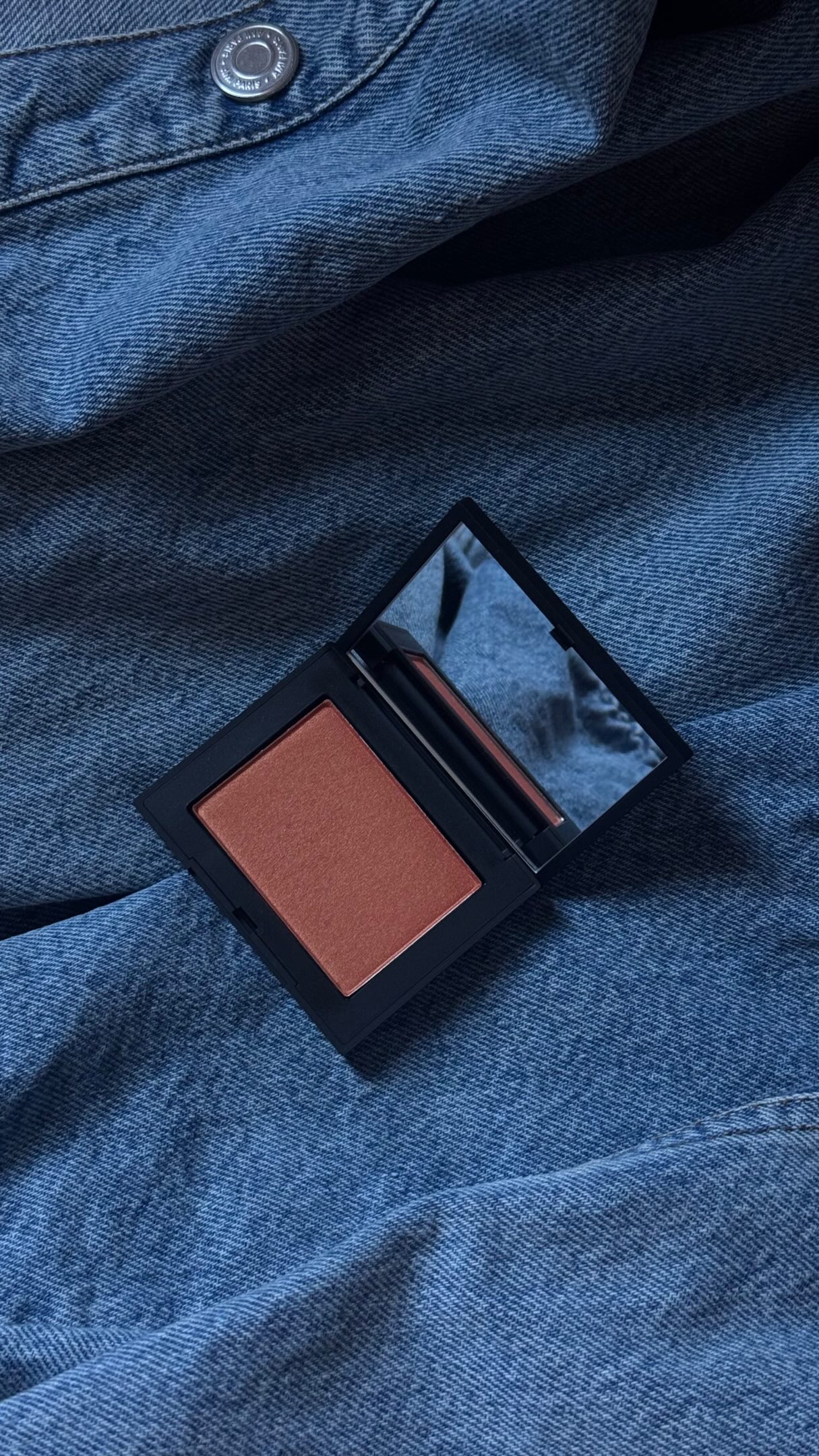 C H ∀ R L Ÿ beauty routine video thumbnail